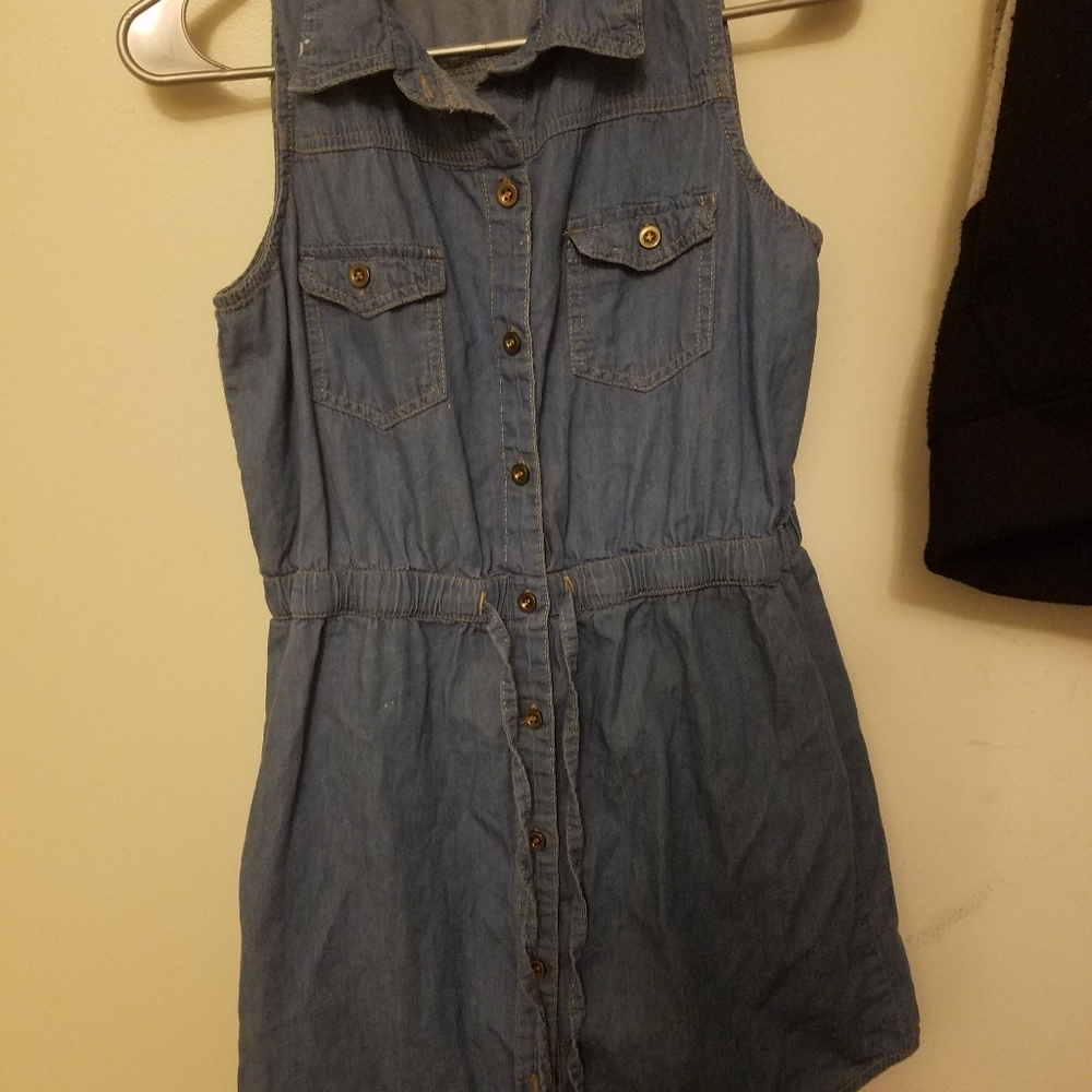 Denim sleeveless dress
